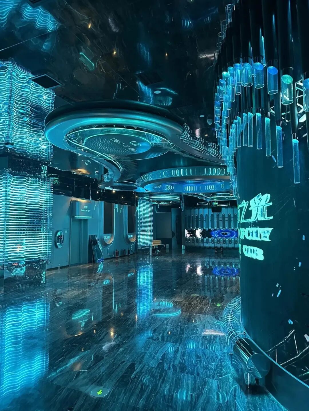 县城KTV创业经验_选KTV加盟品牌标准_我想学ktv的经营管理模式